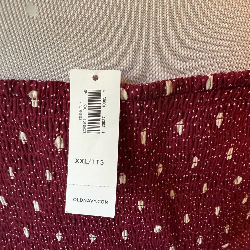 Old Navy Red and White Adjustable Strap Sundress - Picture 3 of 6